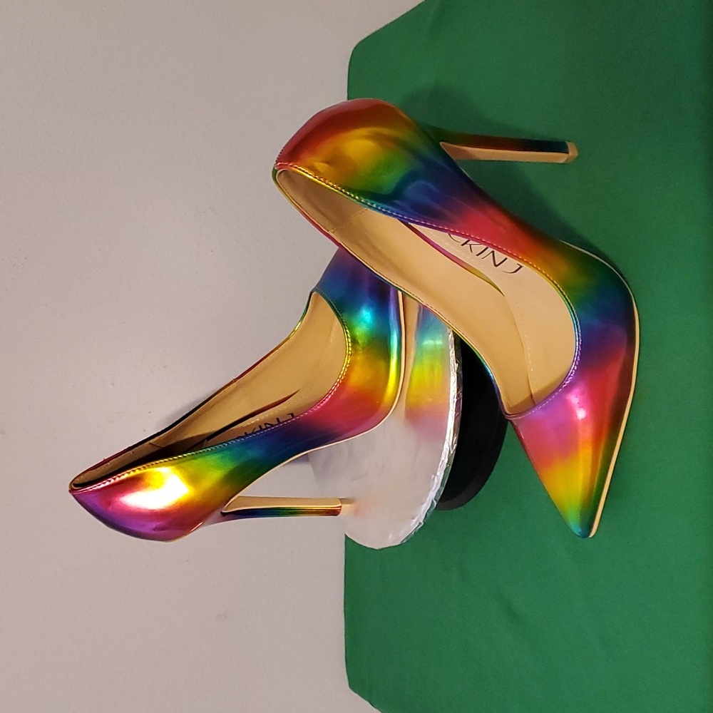 🎉Host Pick🎉 Womens Metallic Rainbow Heels
